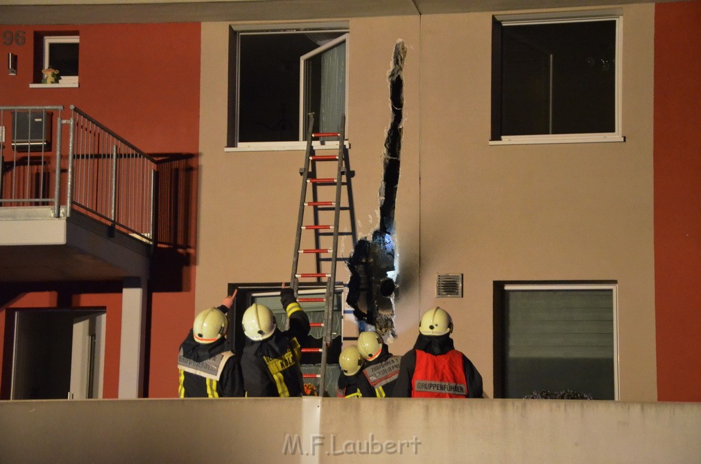 Feuer Koeln Porz Wahn Am Bahnhof P124.JPG - Miklos Laubert